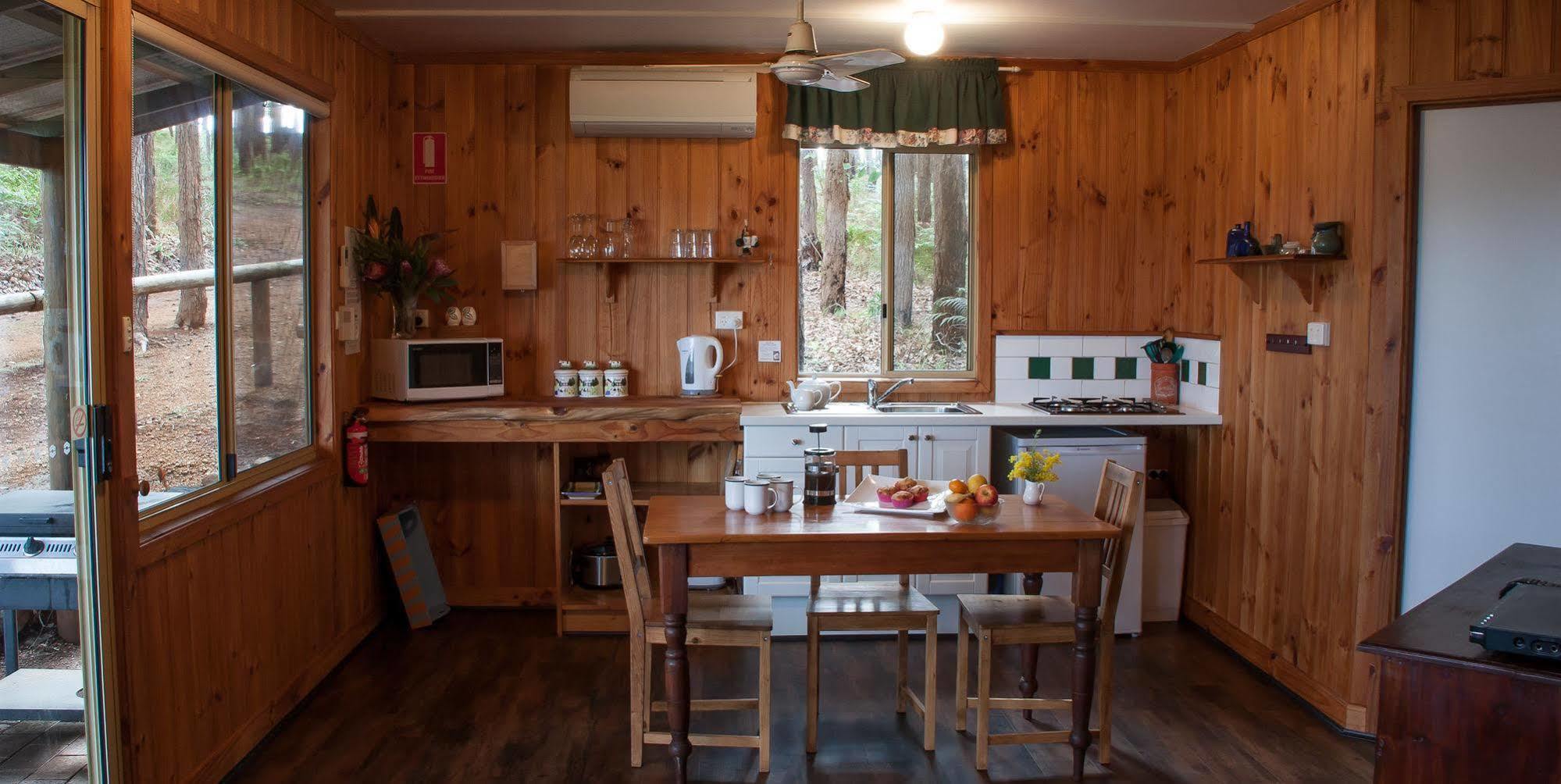 Balingup Heights Hilltop Forest Cottages Exteriér fotografie
